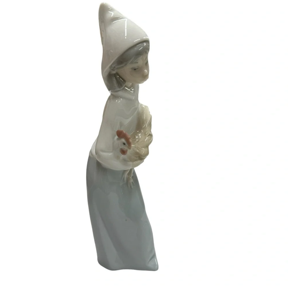 Vintage Lladro Porcelain Figurine Girl Carrying Rooster